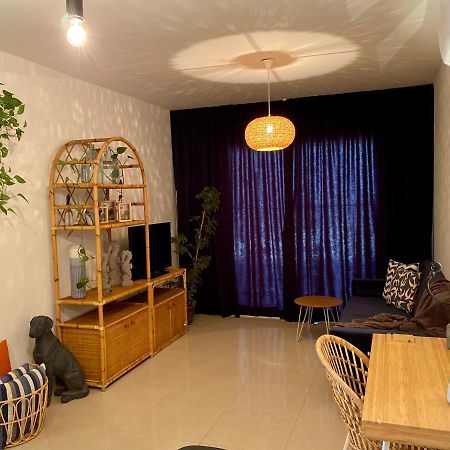 Fat Cow Apartment 102 Livadhia Exterior photo